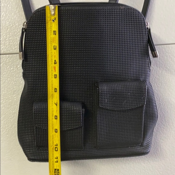 UO2 small black backpack - Picture 5 of 6